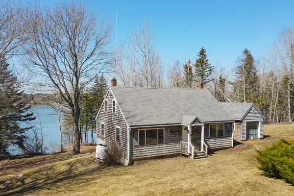 $695,000 | 519 Island Avenue, St. George, ME 04859