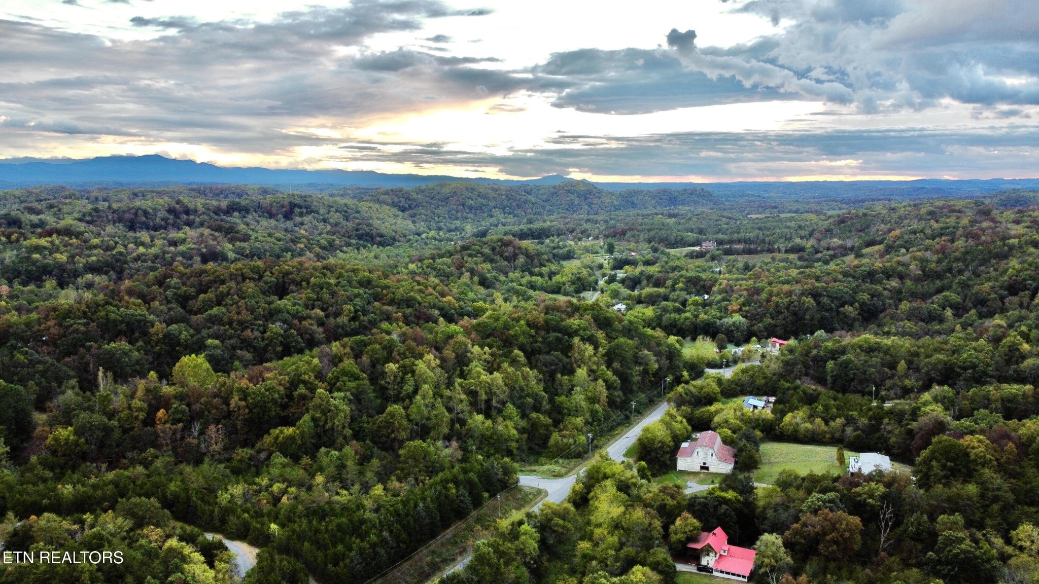 2654 Holt Town Road Newport, TN 37821 - Photo 24 of 24 a view of a city with mountains in the background