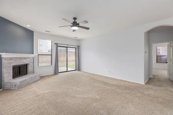$2,100 | 10701 Vista Heights Boulevard, Fort Worth, TX 76108
