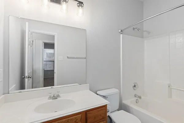 $2,100 | 10701 Vista Heights Boulevard, Fort Worth, TX 76108