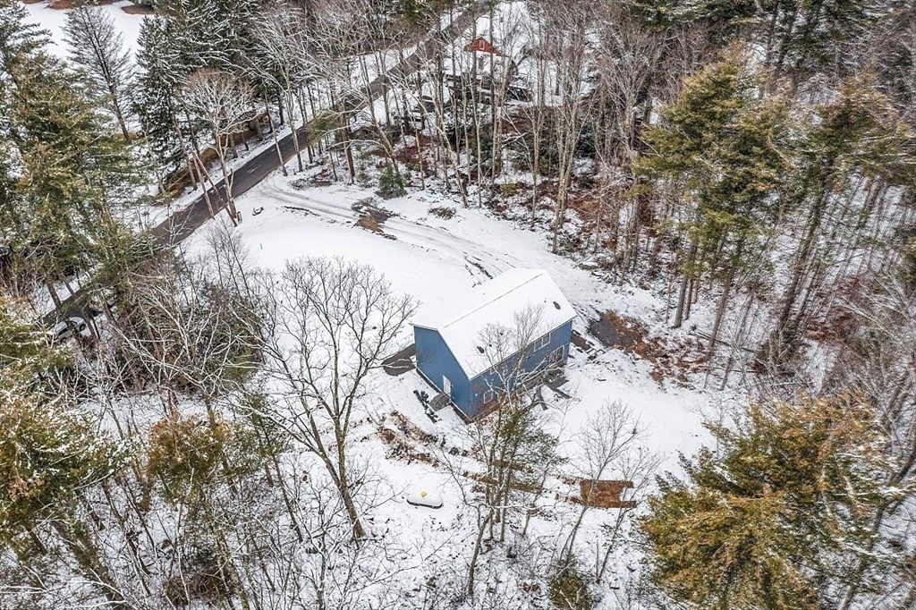 823 Carpenter Road Athol, MA 01331 - Photo 37 of 41 a view of snow on a city