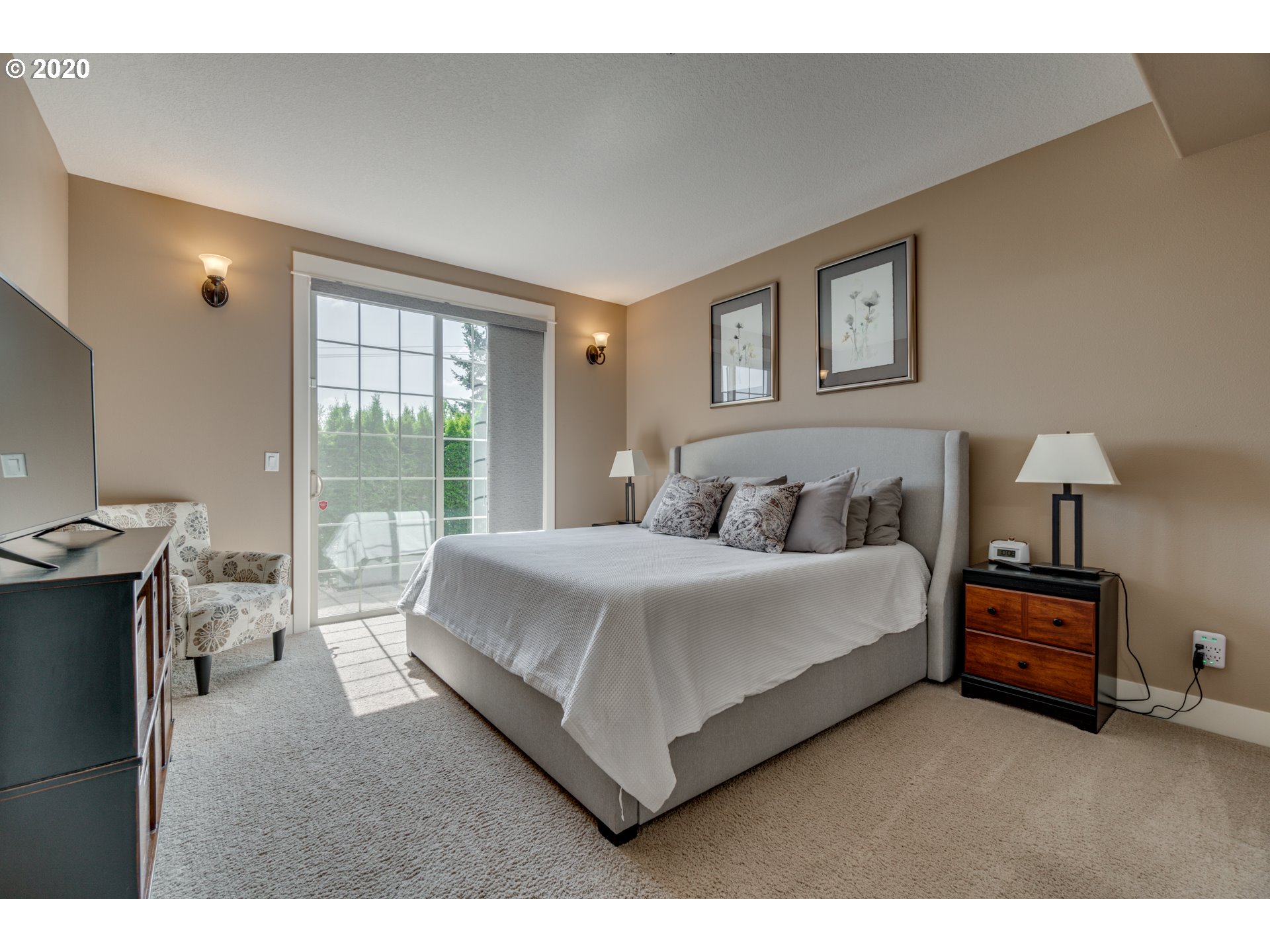 3630 Southwest Baird Street, Unit 2 Portland, OR 97219 - Photo 12 of 32 Gallery Image 12