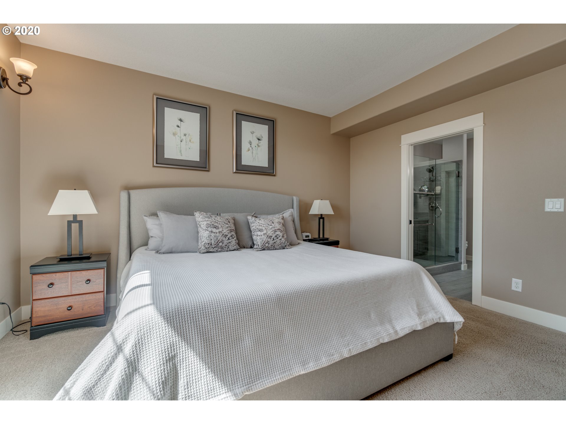 3630 Southwest Baird Street, Unit 2 Portland, OR 97219 - Photo 13 of 32 Gallery Image 13