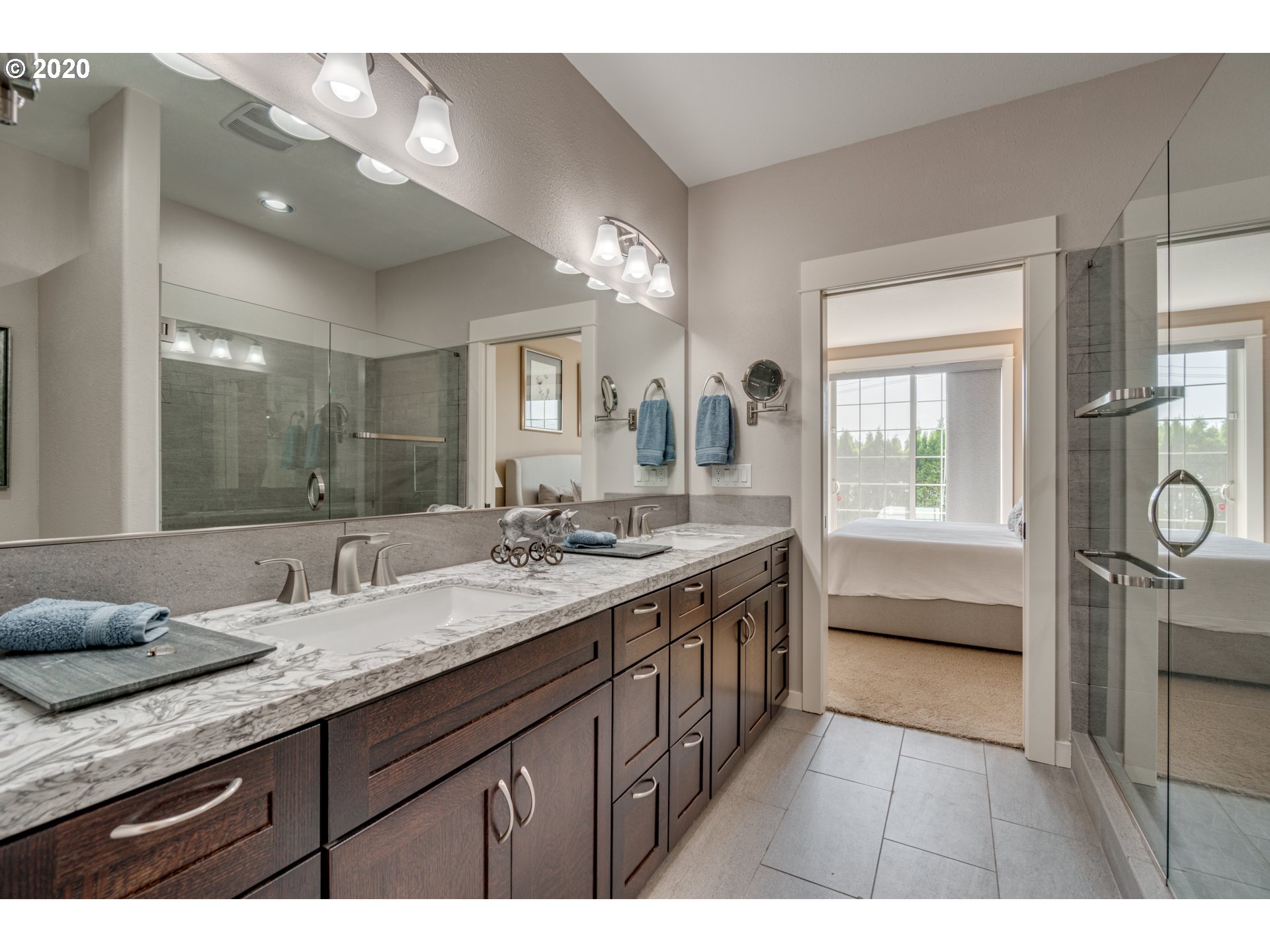 3630 Southwest Baird Street, Unit 2 Portland, OR 97219 - Photo 18 of 32 Gallery Image 18