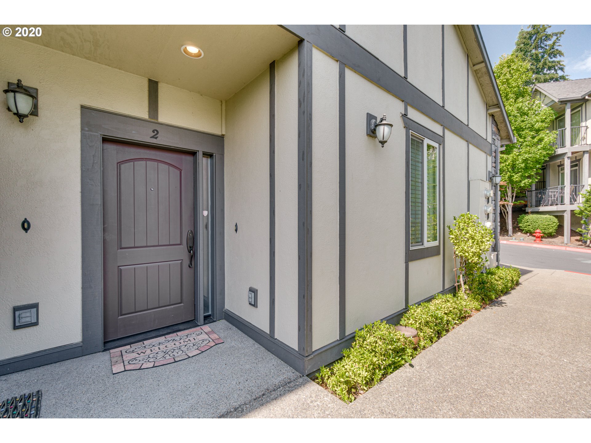 3630 Southwest Baird Street, Unit 2 Portland, OR 97219 - Photo 3 of 32 Gallery Image 3
