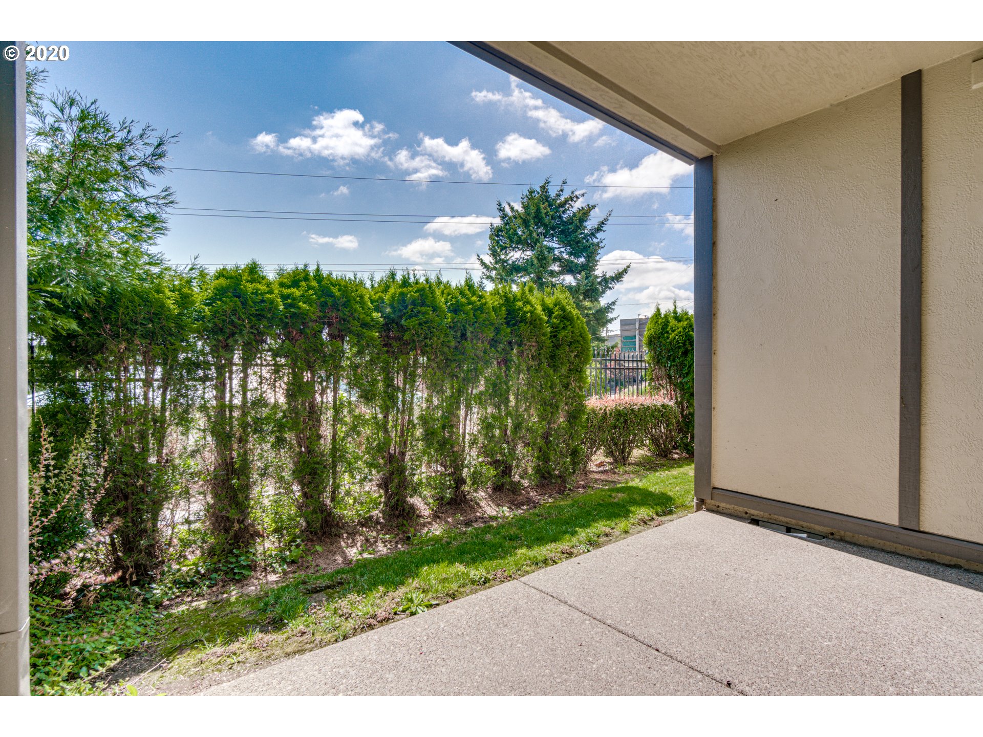 3630 Southwest Baird Street, Unit 2 Portland, OR 97219 - Photo 27 of 32 Gallery Image 27