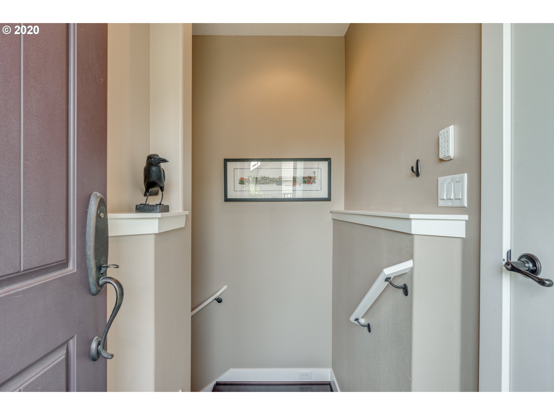 3630 Southwest Baird Street, Unit 2 Portland, OR 97219 - Photo 5 of 32 Gallery Image 5