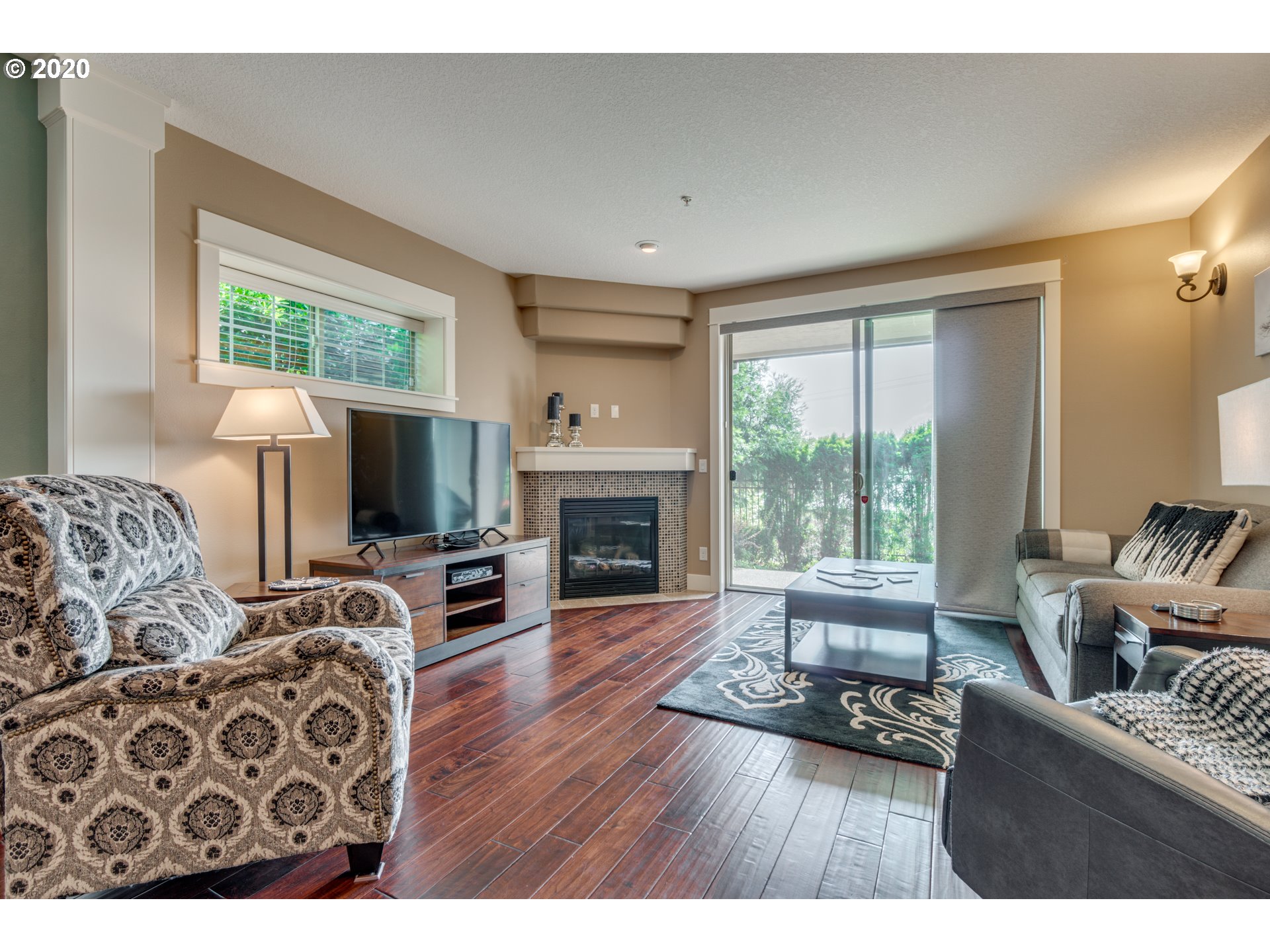 3630 Southwest Baird Street, Unit 2 Portland, OR 97219 - Photo 6 of 32 Gallery Image 6