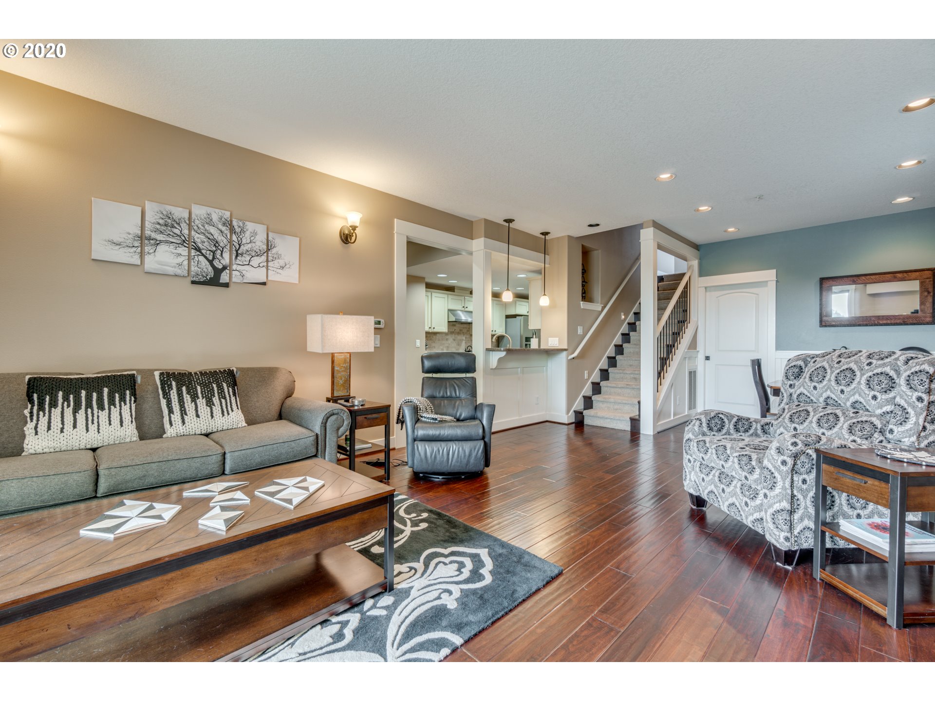 3630 Southwest Baird Street, Unit 2 Portland, OR 97219 - Photo 7 of 32 Gallery Image 7