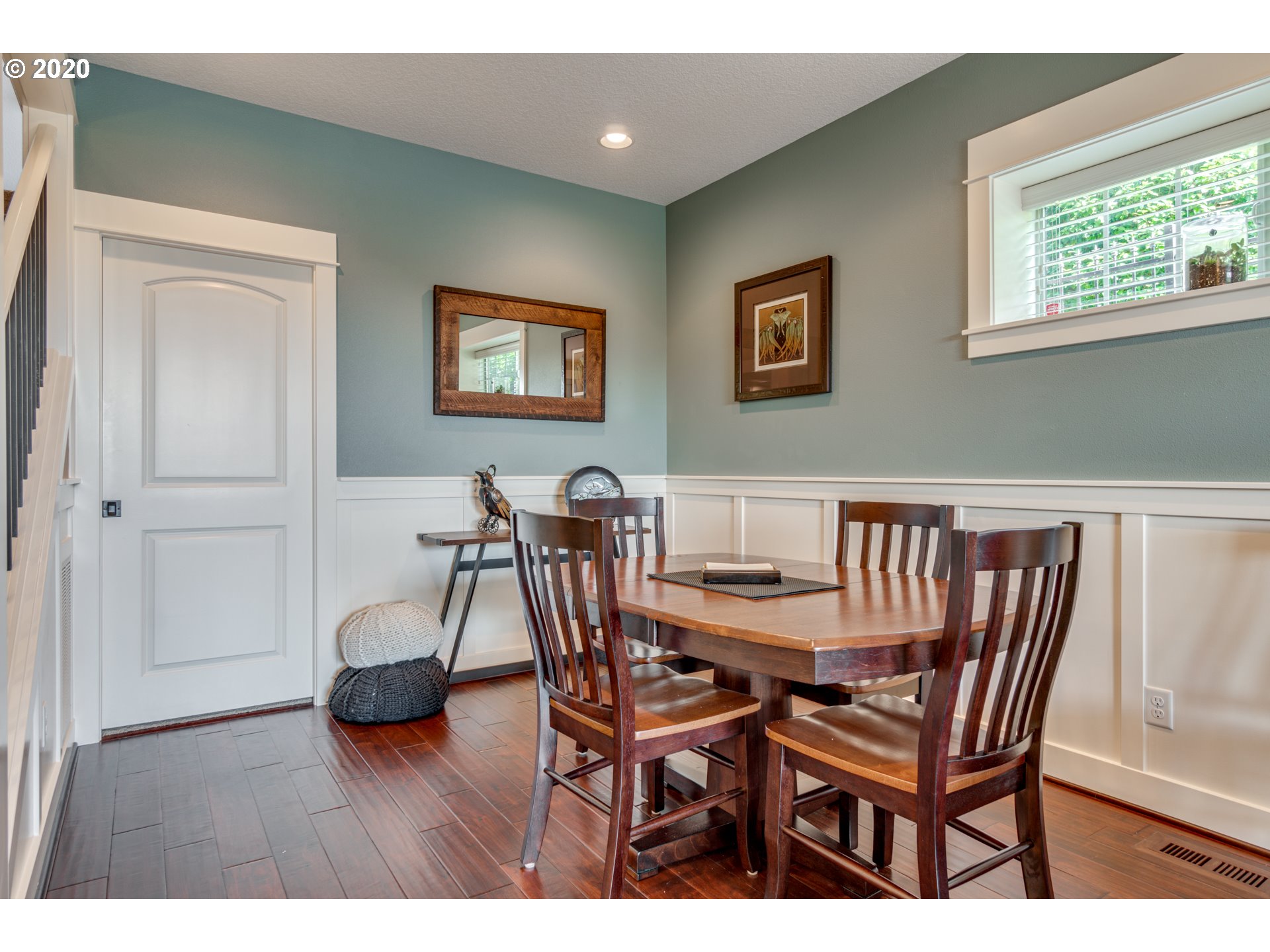 3630 Southwest Baird Street, Unit 2 Portland, OR 97219 - Photo 9 of 32 Gallery Image 9
