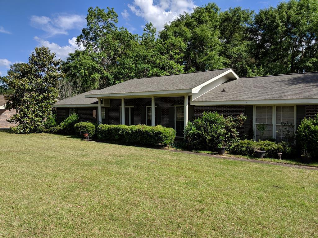 2001 Rosedale Terrace Dothan, AL 36303 - Photo 1 of 1 Main View