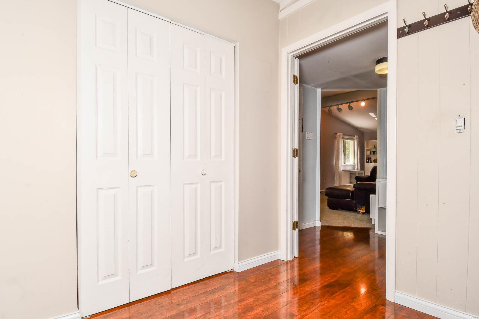 2531 St Giles Road St. Louis, MO 63122 - Photo 14 of 43