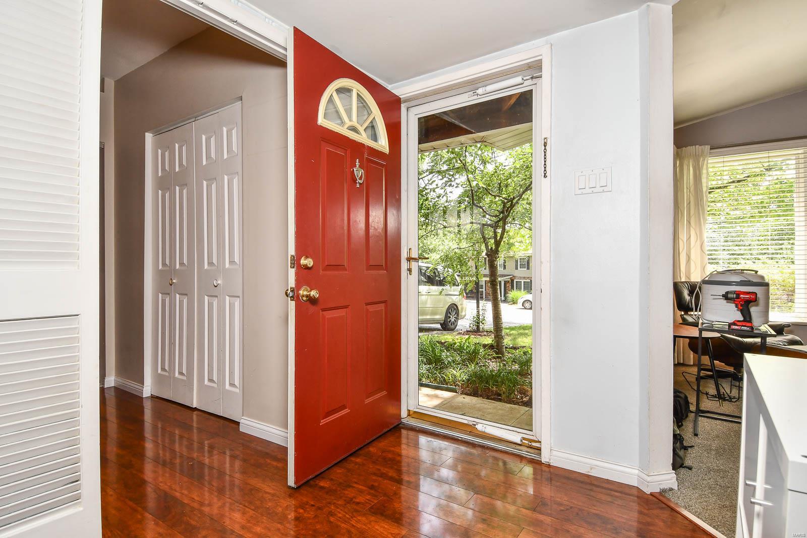 2531 St Giles Road St. Louis, MO 63122 - Photo 8 of 43