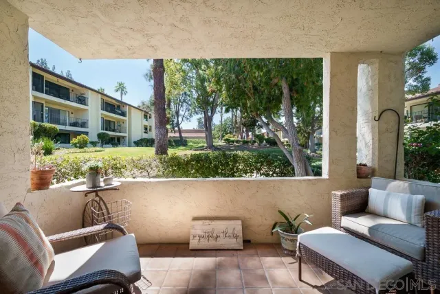 $3,900 | 17637 Pomerado Road, Unit 123, San Diego, CA 92128