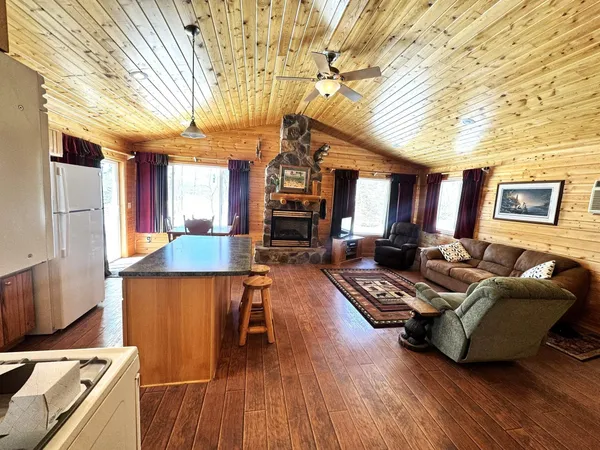 $379,900 | 34235 Moose Drive, Laporte, MN 56461