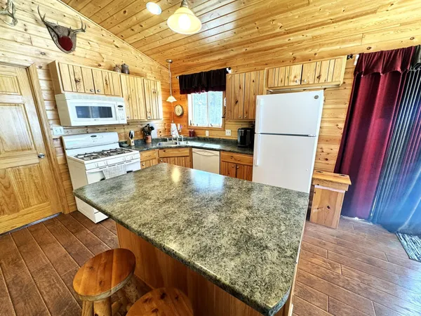 $379,900 | 34235 Moose Drive, Laporte, MN 56461