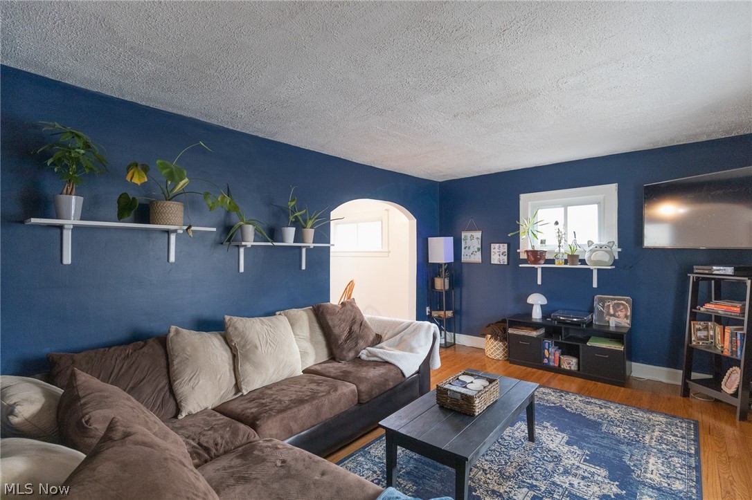 3453 Berea Road Cleveland, OH 44111 - Photo 4 of 32 Gallery Image 4