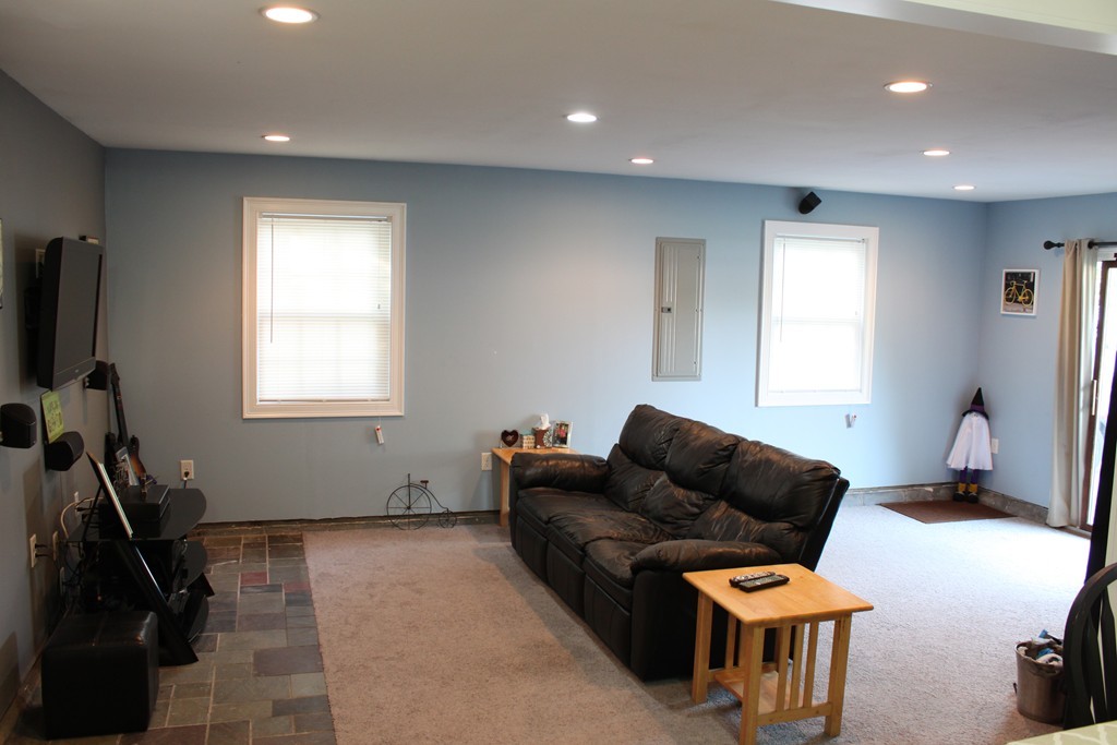 26 Rainbow Circle Middleboro, MA 02346 - Photo 12 of 16 Gallery Image 12