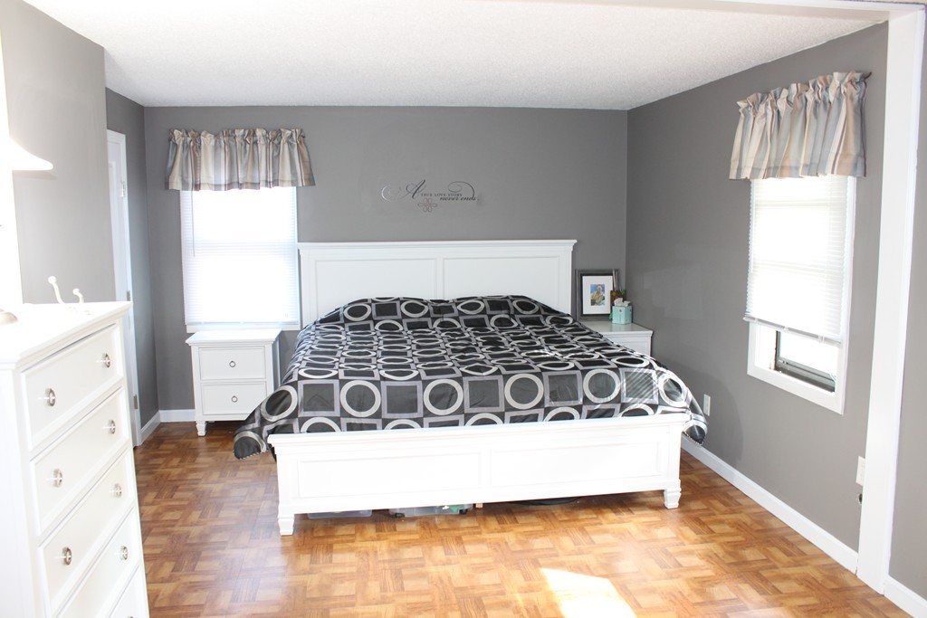 26 Rainbow Circle Middleboro, MA 02346 - Photo 7 of 16 Gallery Image 7