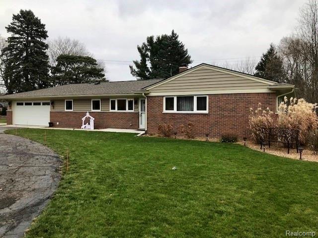 259 Nesbit Lane Rochester Hills, MI 48309 - Photo 2 of 38