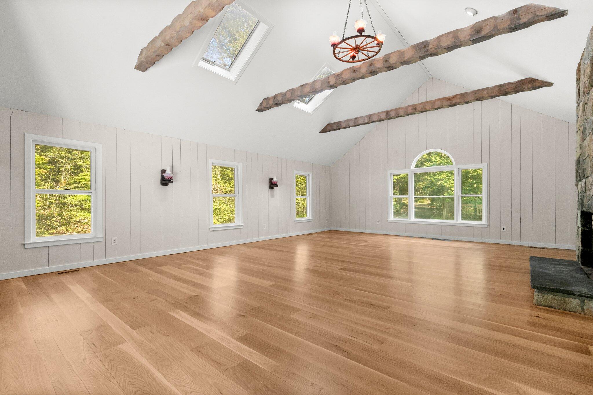90 Evergreen Road New Canaan, CT 06840 - Photo 11 of 39 24-web-or-mls-90-evergreen-rd