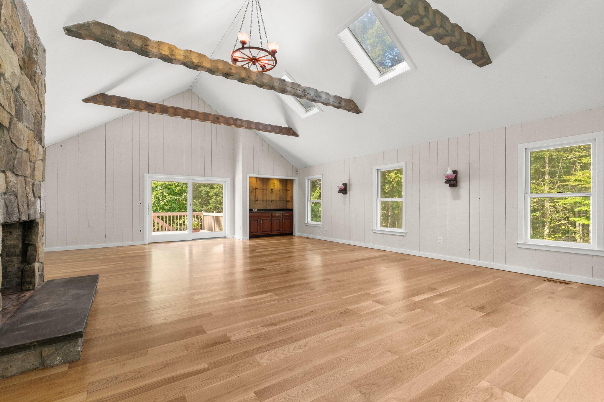 90 Evergreen Road New Canaan, CT 06840 - Photo 12 of 39 23-web-or-mls-90-evergreen-rd