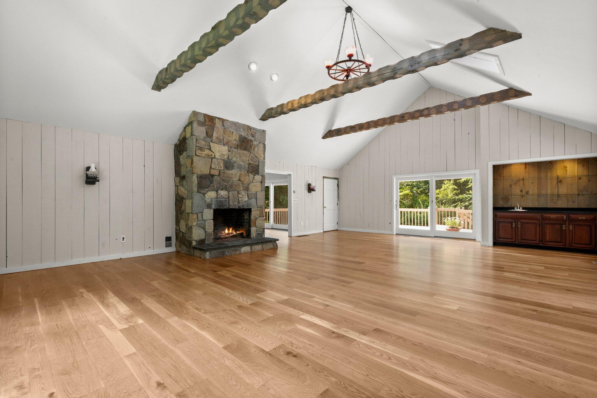 90 Evergreen Road New Canaan, CT 06840 - Photo 13 of 39 22-web-or-mls-90-evergreen-rd