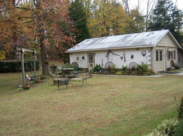 1841 Sweetwater Road Edgefield, SC 29824 - Photo 23 of 26