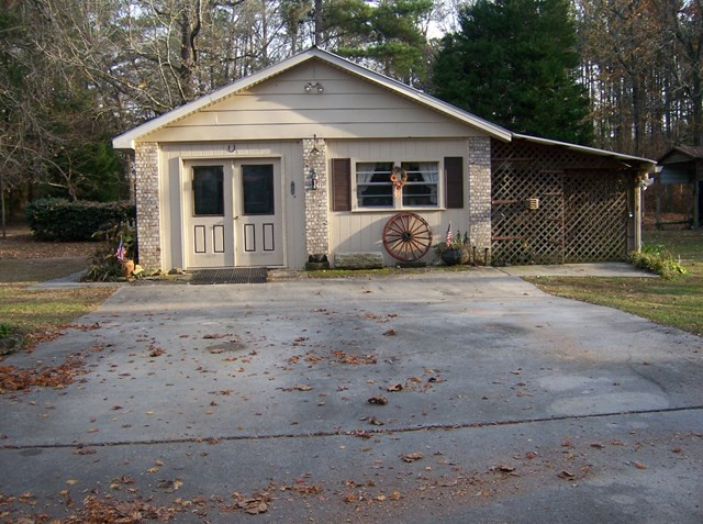 1841 Sweetwater Road Edgefield, SC 29824 - Photo 3 of 26