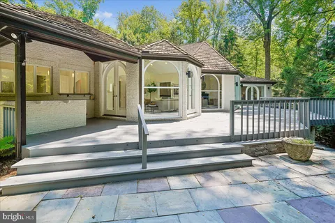$2,500,000 | 9100 Aldershot Drive, Bethesda, MD 20817