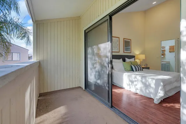 a view of livingroom with furniture and wooden floor