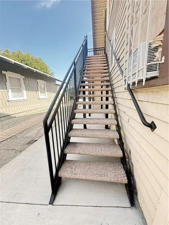 $2,200 | 328 South 6th Street, Alhambra, CA 91801