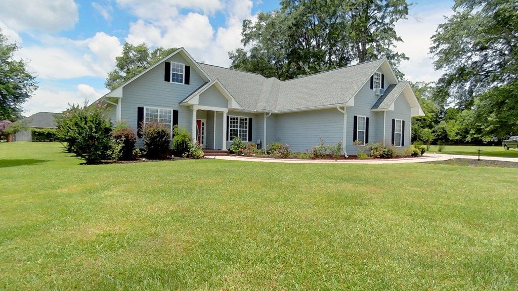 69 Spring Bok Lane Thomasville, GA 31792 - Photo 3 of 56 Gallery Image 3