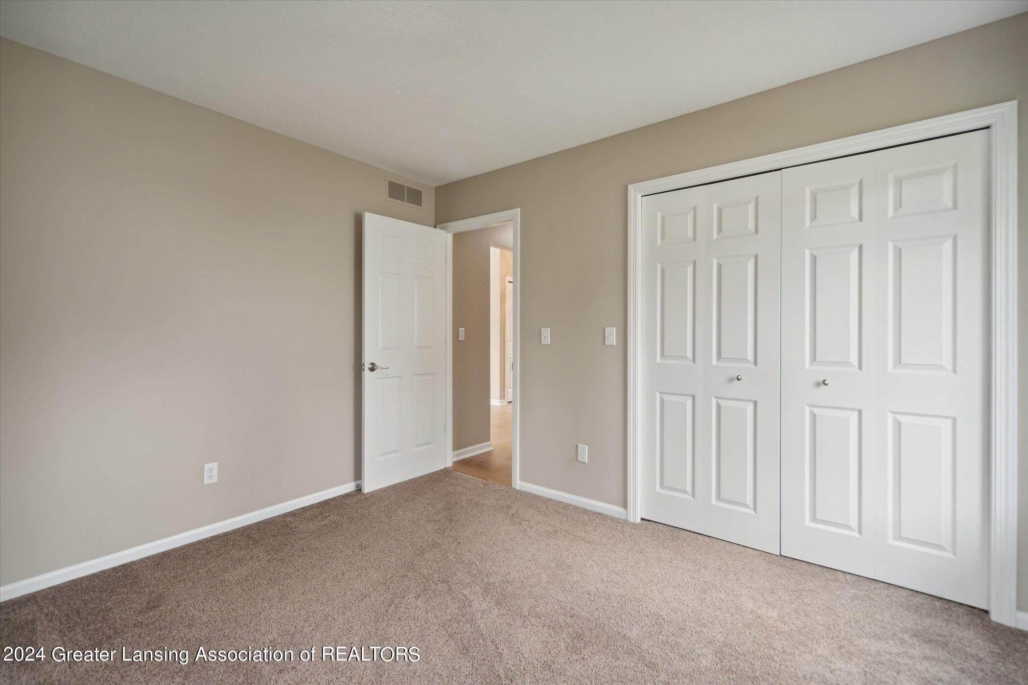 5907 Green Road Haslett, MI 48840 - Photo 20 of 48 BR