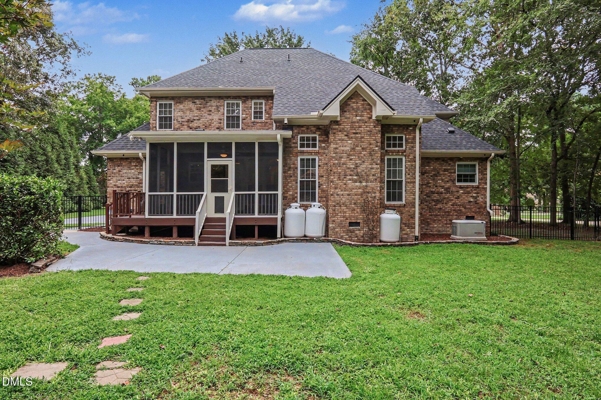 4808 Stoneyoak Lane Raleigh, NC 27610 - Photo 4 of 27 Patio