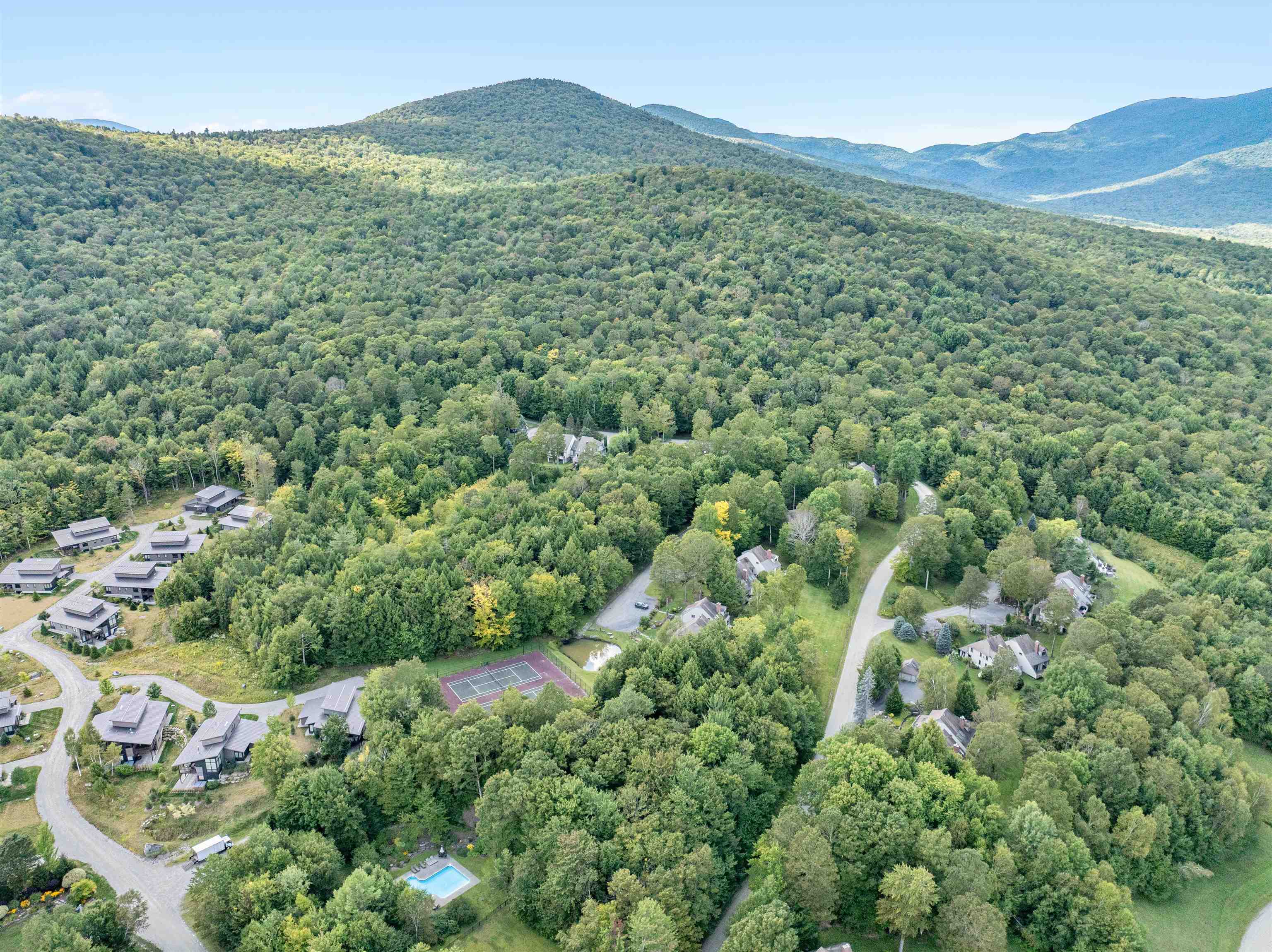 1171 Brook Road, Unit 14 Stowe, VT 05672 - Photo 7 of 42