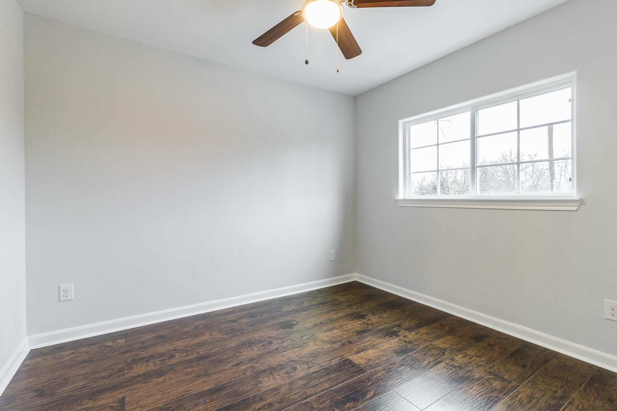 710 Barkley Street, Unit B Houston, TX 77022 - Photo 17 of 25
