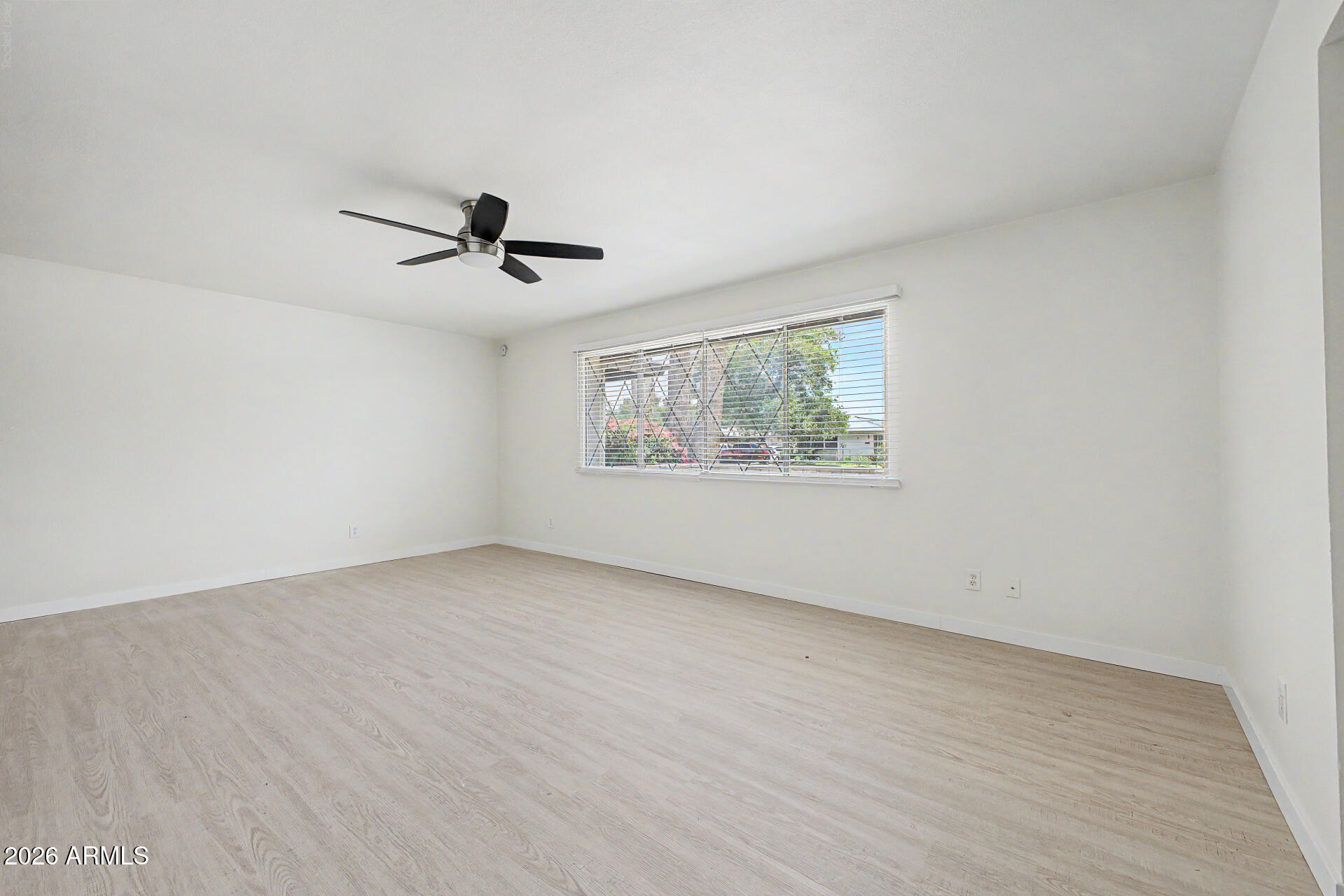 3620 South Terrace Road Tempe, AZ 85282 - Photo 6 of 33