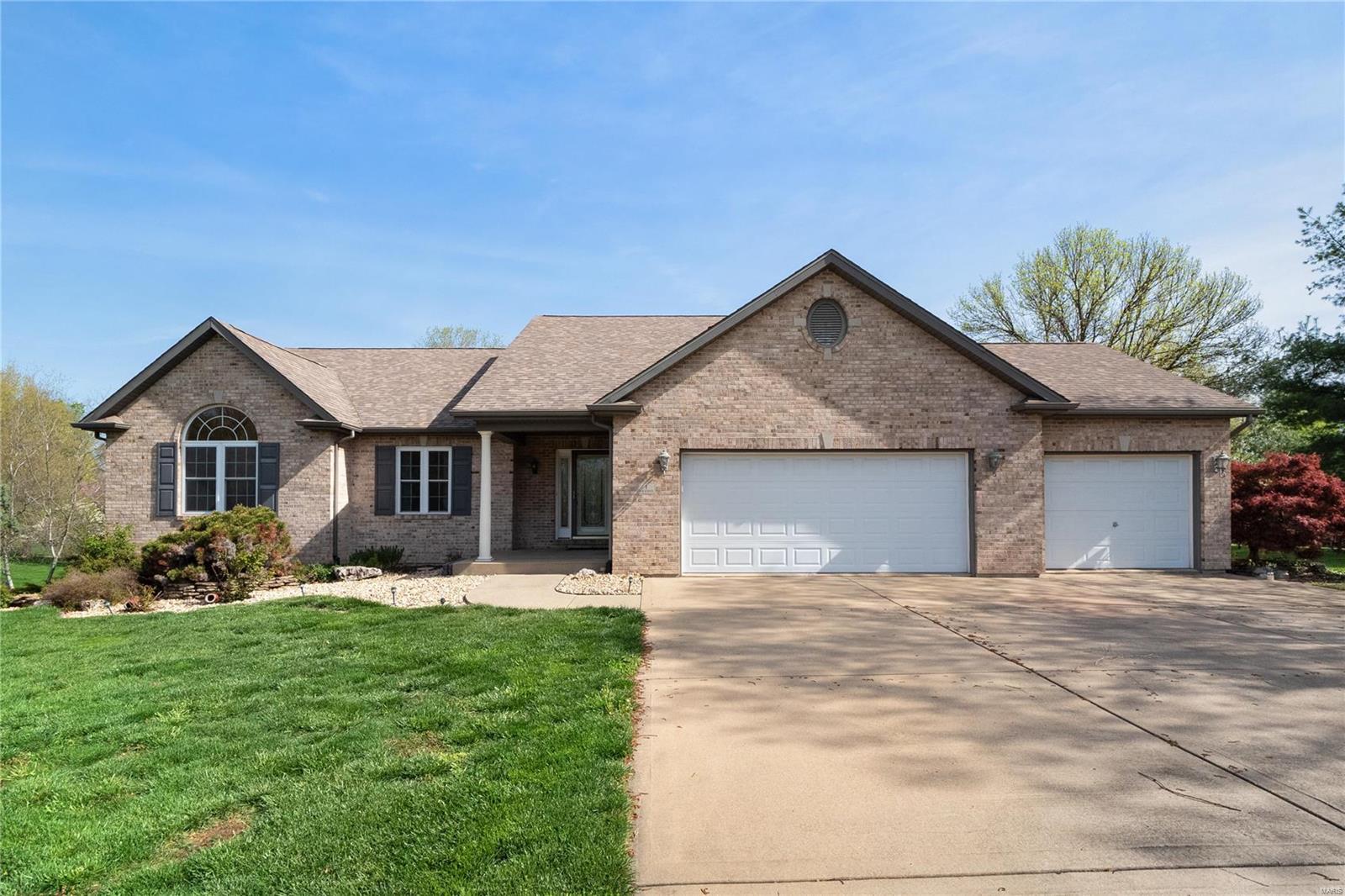 1 Wheat Ridge Collinsville, IL 62234 - Photo 3 of 45 Gallery Image 3