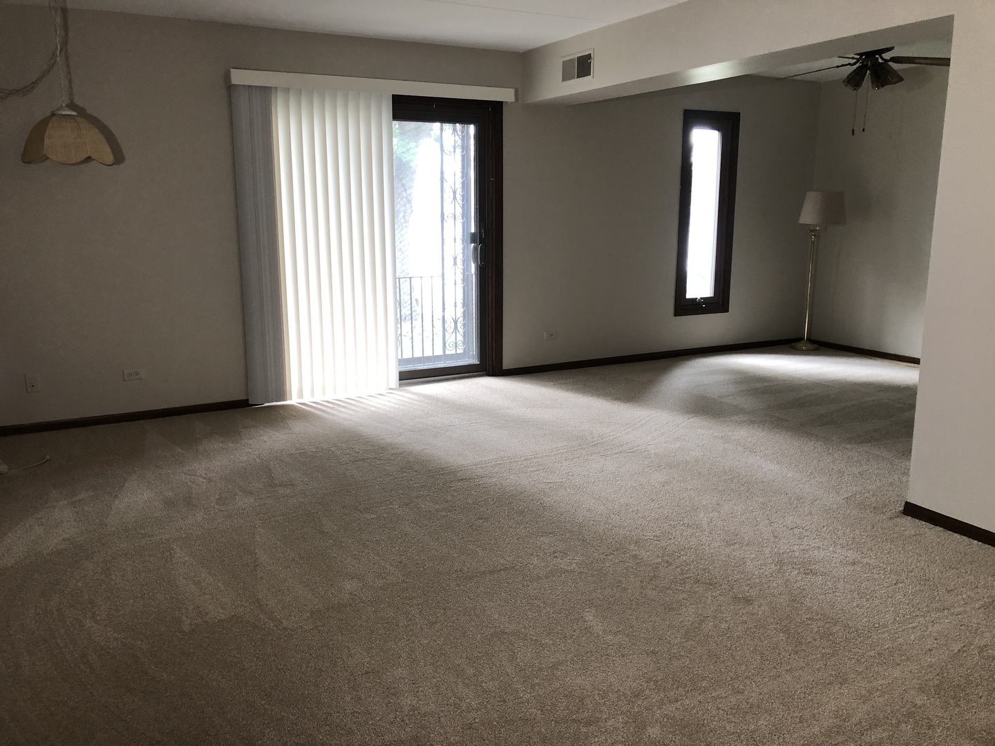 11277 South Roberts Road, Unit E Palos Hills, IL 60465 - Photo 4 of 20