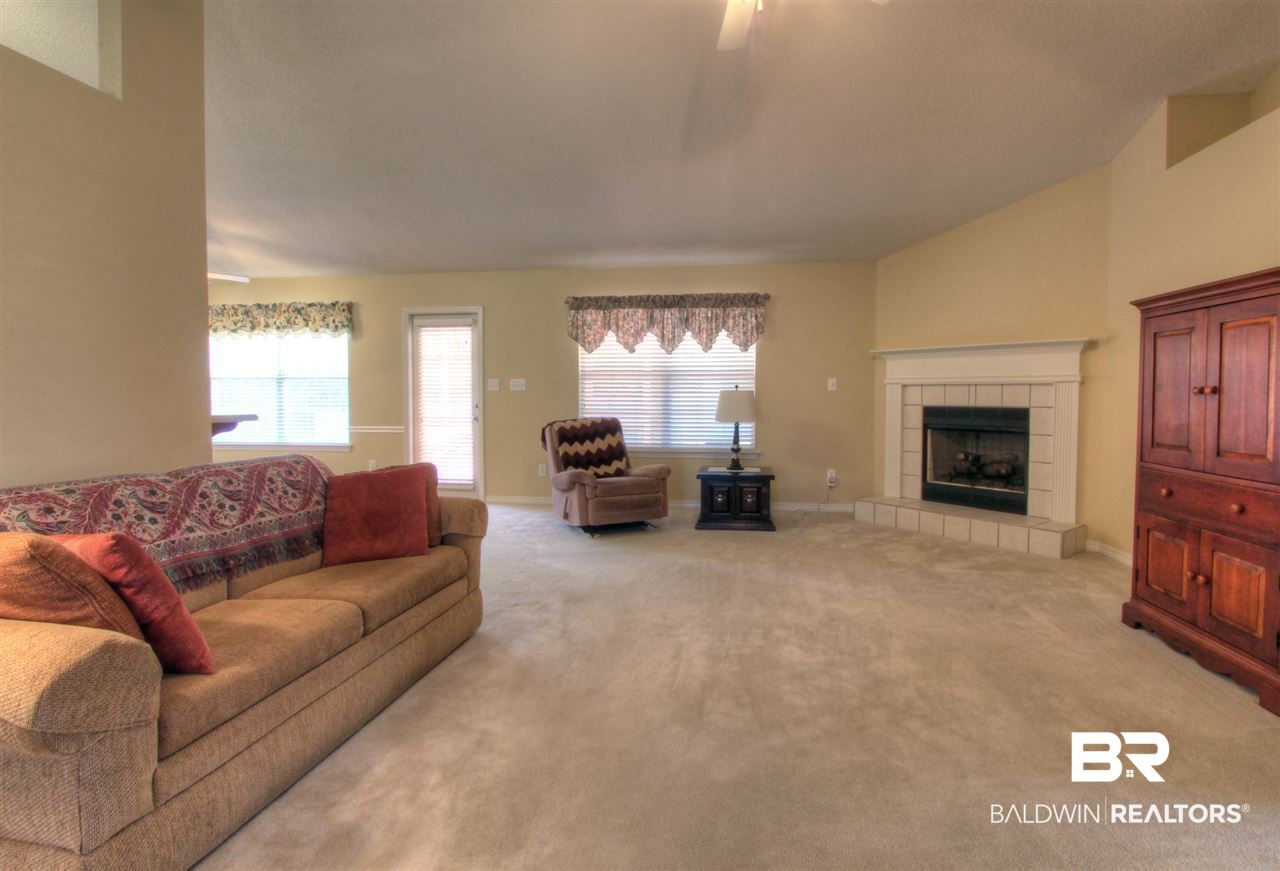 12411 Venice Boulevard Foley, AL 36535 - Photo 4 of 16