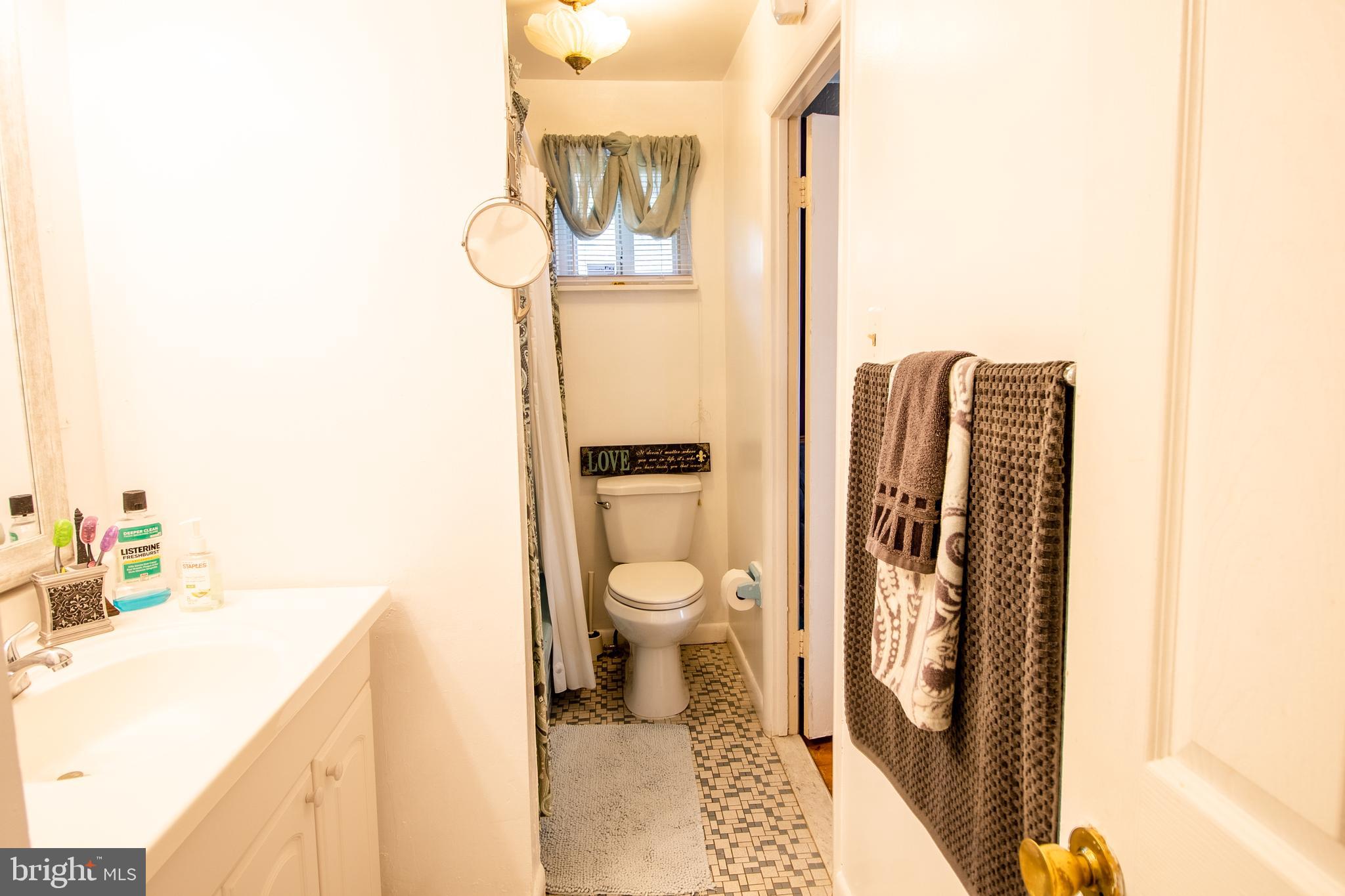 4053 Carthage Road Randallstown, MD 21133 - Photo 17 of 30 Full bath main floor