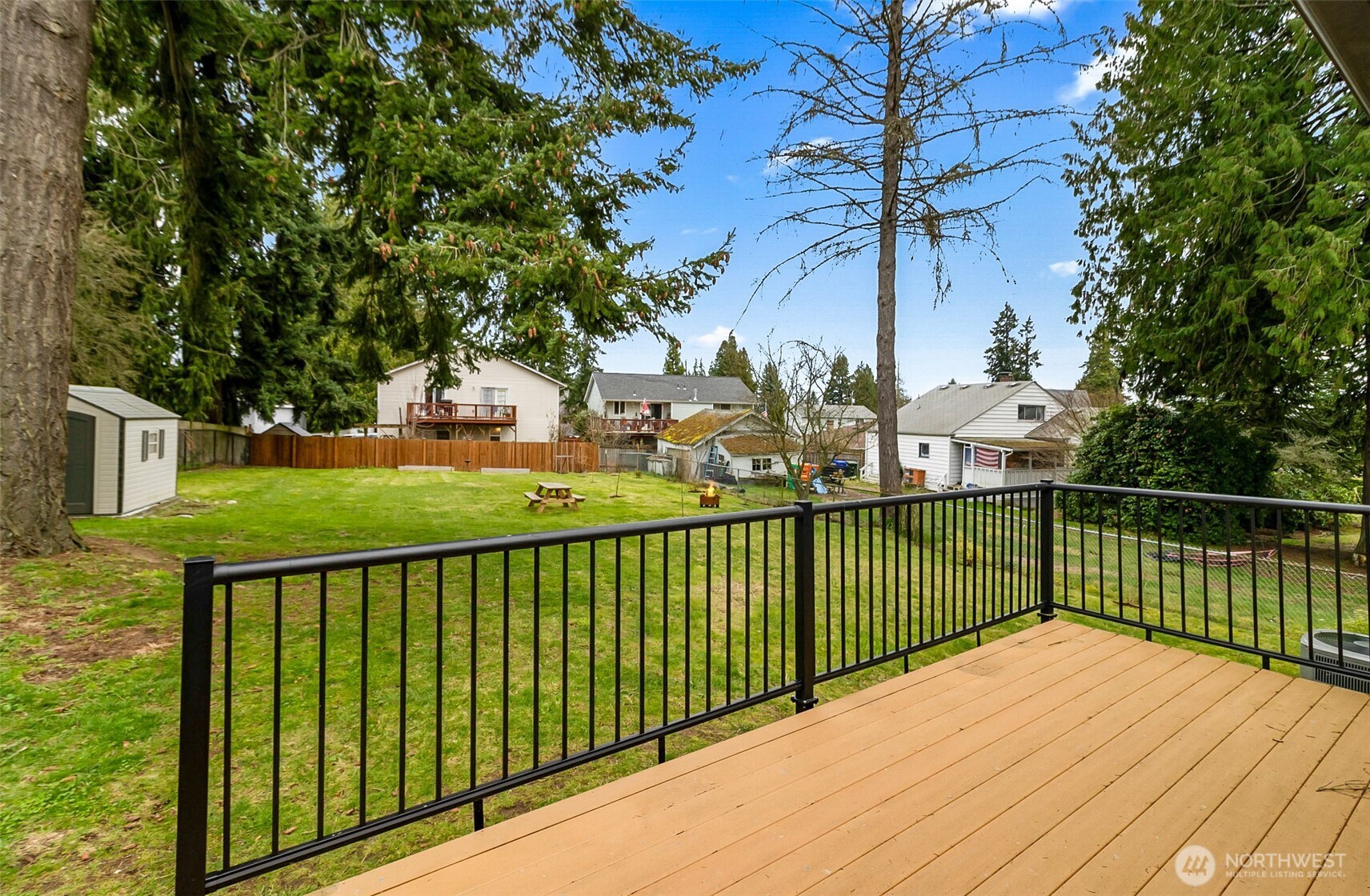 1331 Madison Street Everett, WA 98203 - Photo 32 of 40