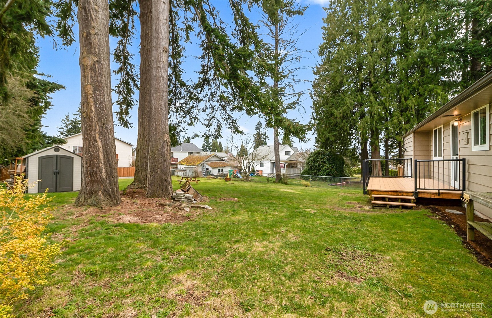 1331 Madison Street Everett, WA 98203 - Photo 33 of 40