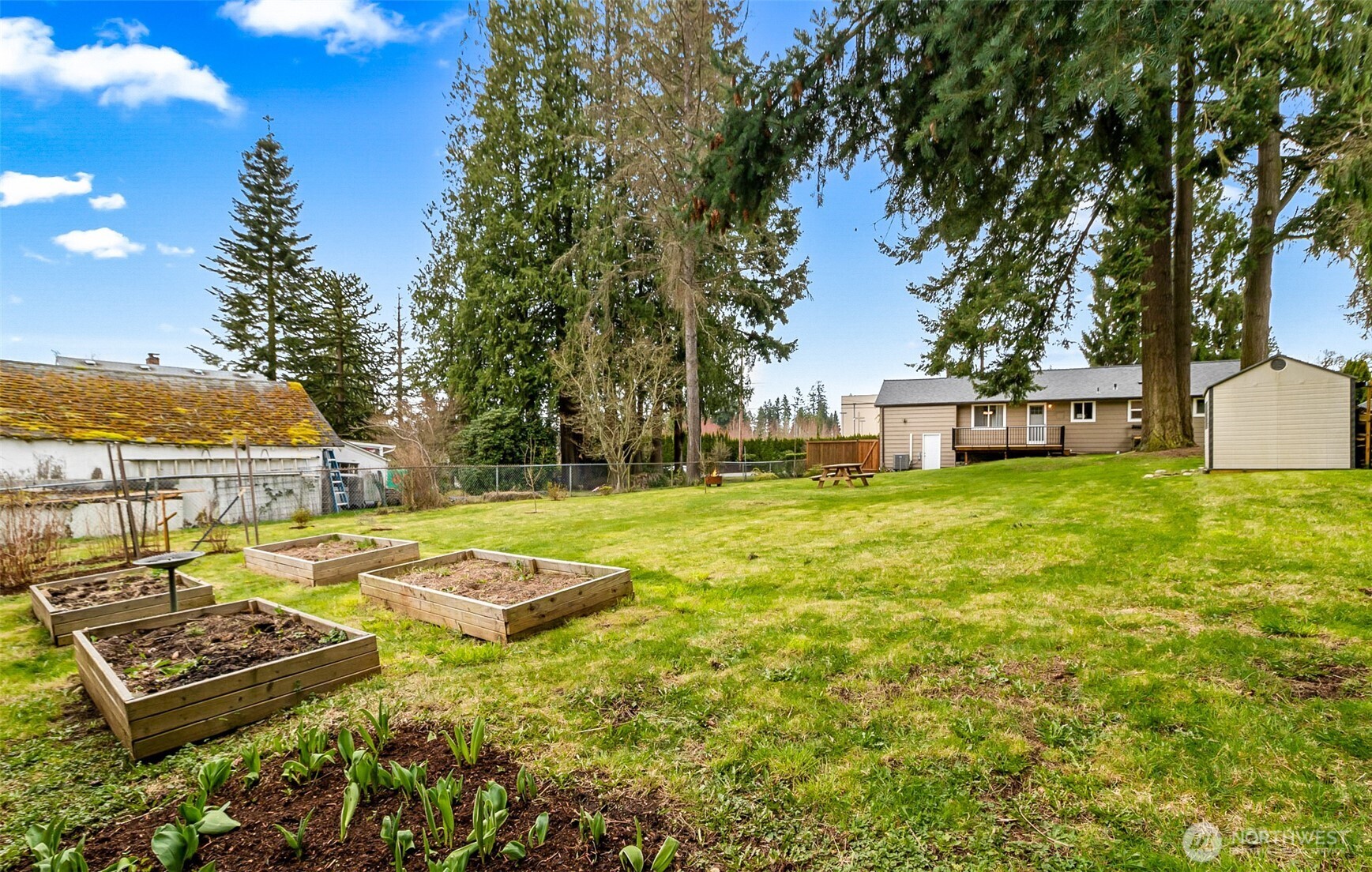 1331 Madison Street Everett, WA 98203 - Photo 37 of 40