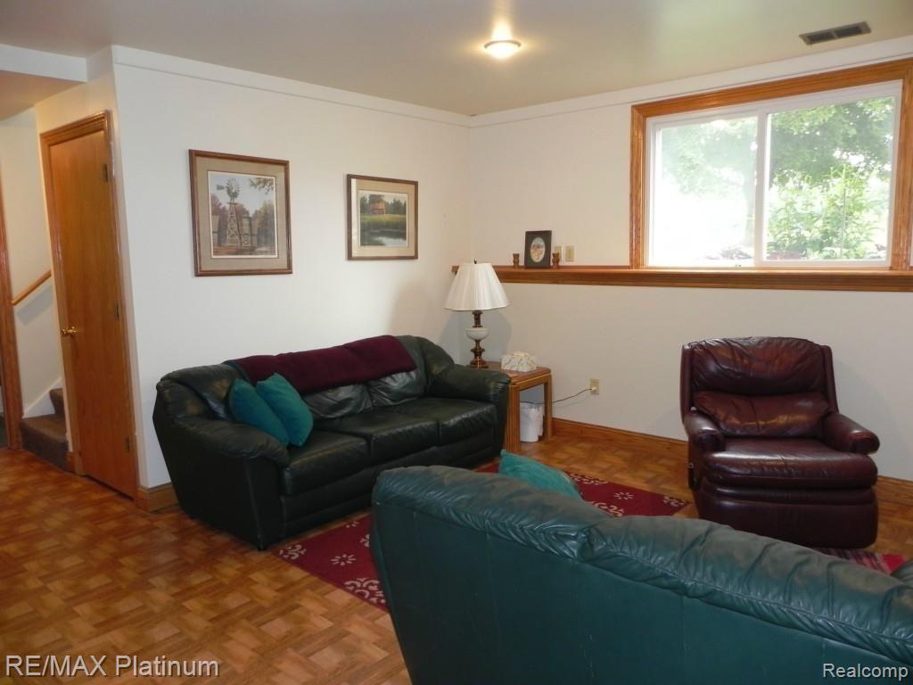9200 Morrish Road Swartz Creek, MI 48473 - Photo 23 of 34