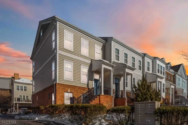 $6,000 | 7 Maple Avenue, Unit 6, Morristown, NJ 07960