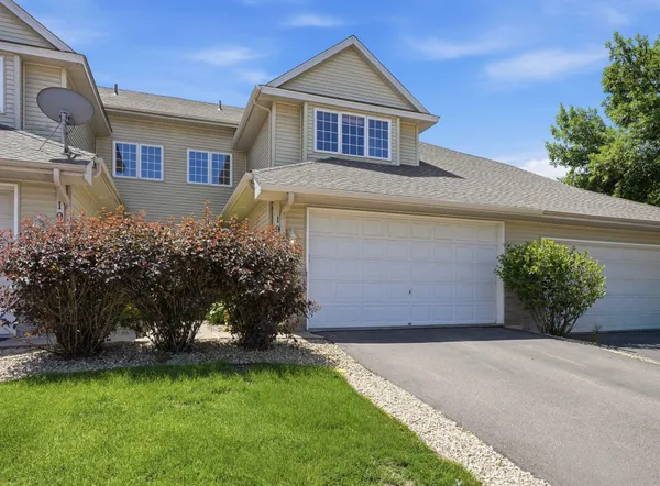 $349,999 | 1971 Andrew Court, Chanhassen, MN 55317