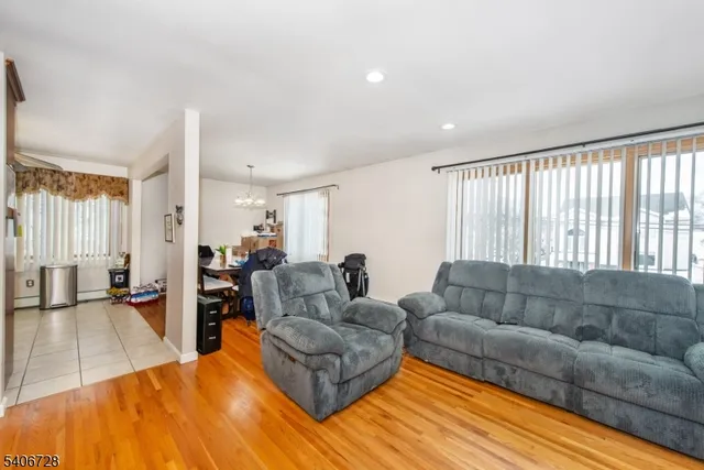 $3,000 | 401 Rutherford Boulevard, Clifton, NJ 07014