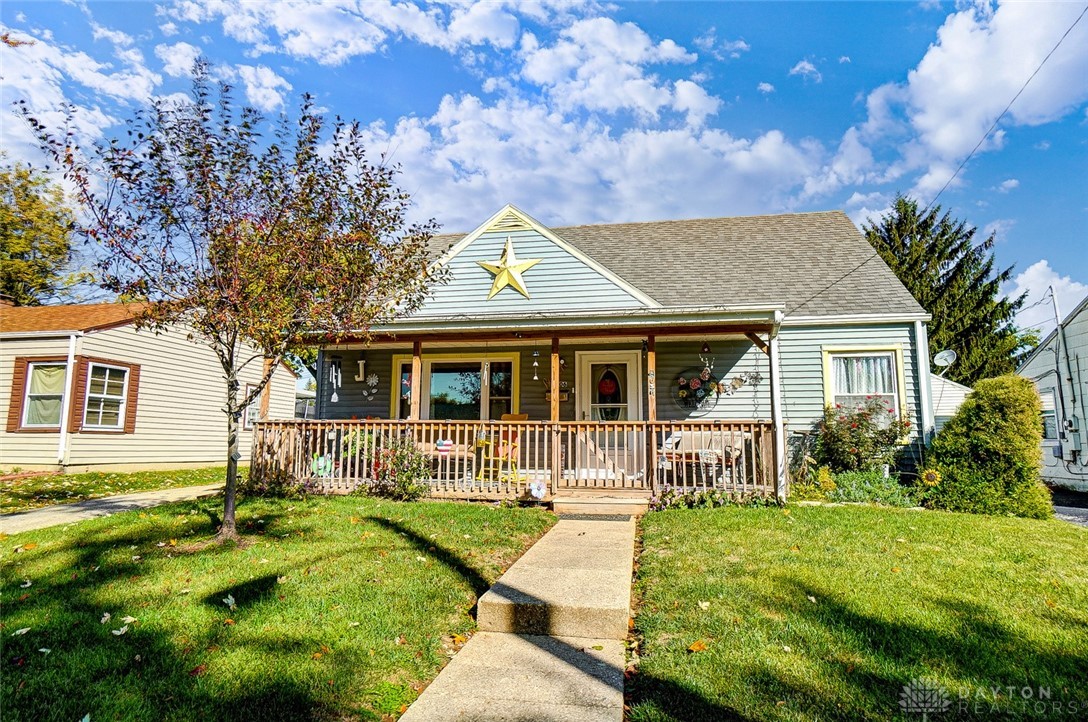 2206 South Hadley Road Springfield, OH 45505 - Photo 1 of 29 Gallery Image 1